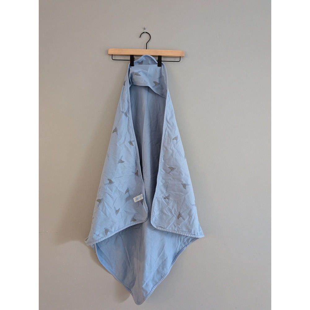 Norwex Beach Hooded Towel Blue‎ Shark Print Pool or Bath Quick Dry